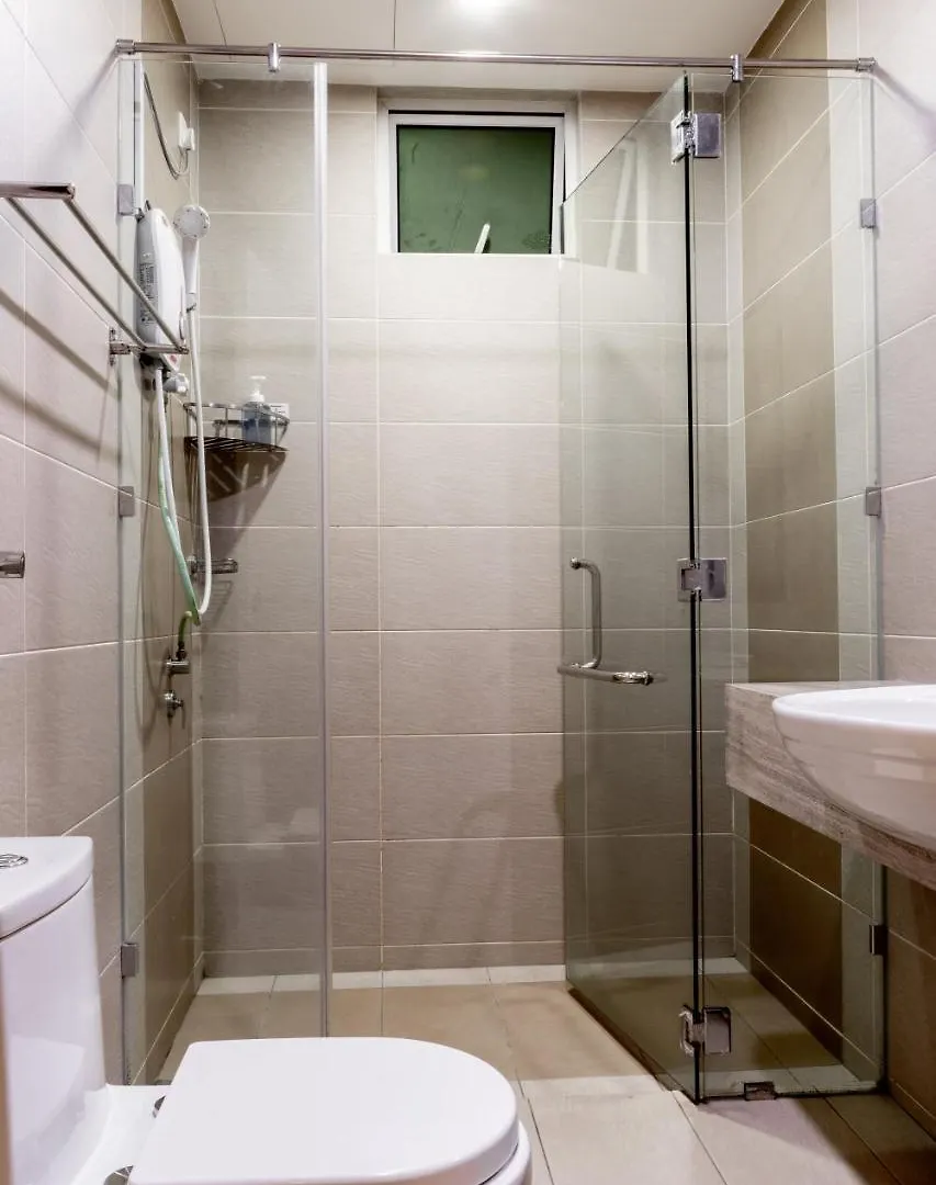 Apartment Meridian Sunset Suite By D Imperio Homestay Kampung Sungai Nibung Besar Malaysia