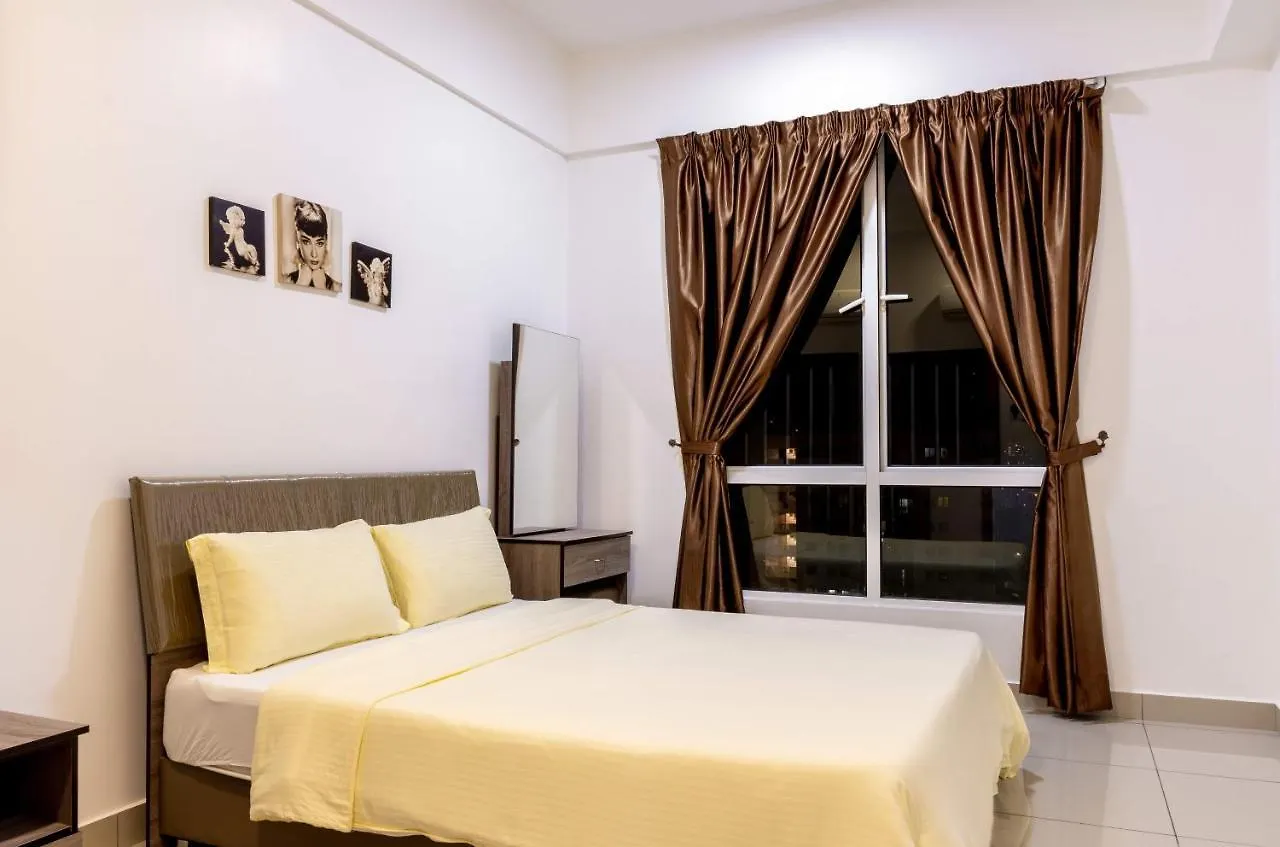 Meridian Sunset Suite By D Imperio Homestay Kampung Sungai Nibung Besar Apartment